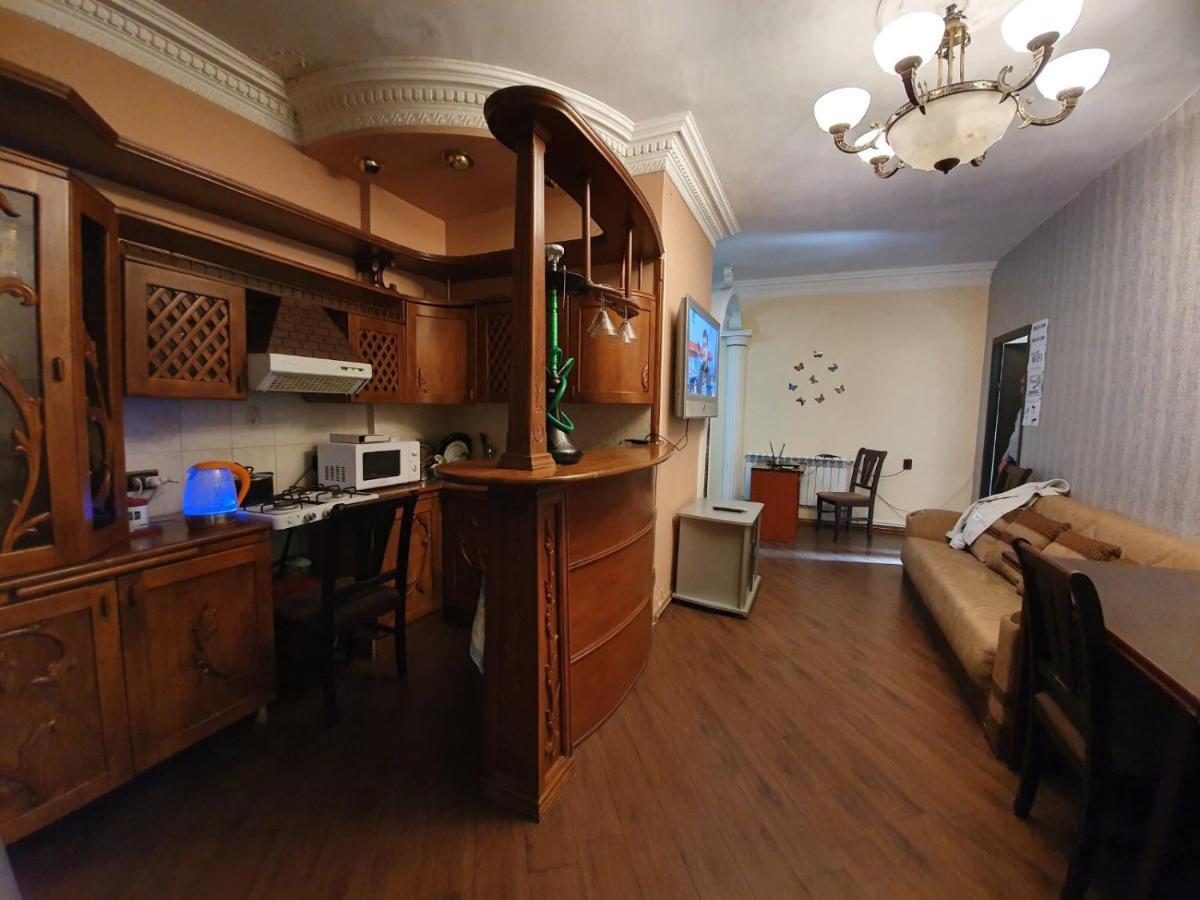 Crystal Villa Hotel เยเรวาน ภายนอก รูปภาพ
